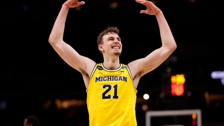 尤其是湖人 尤其是湖人